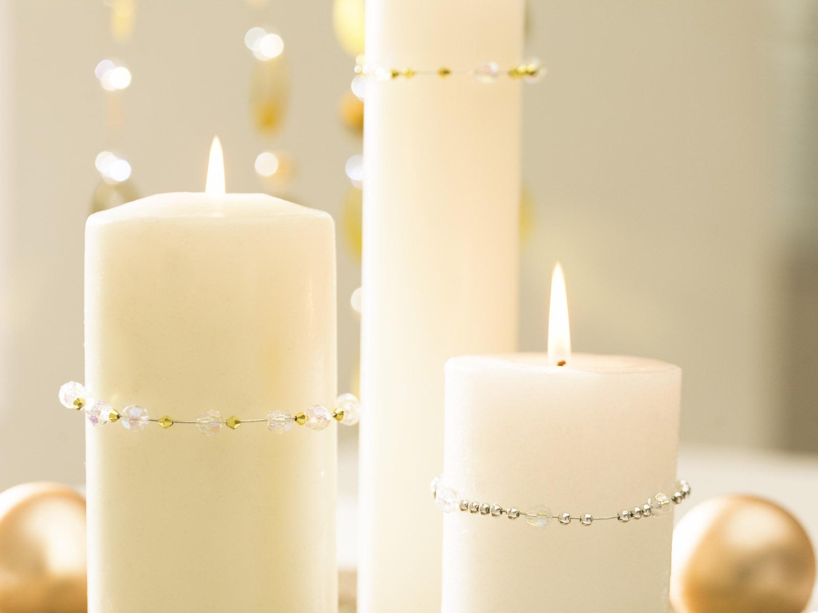 white-pillar-candles1